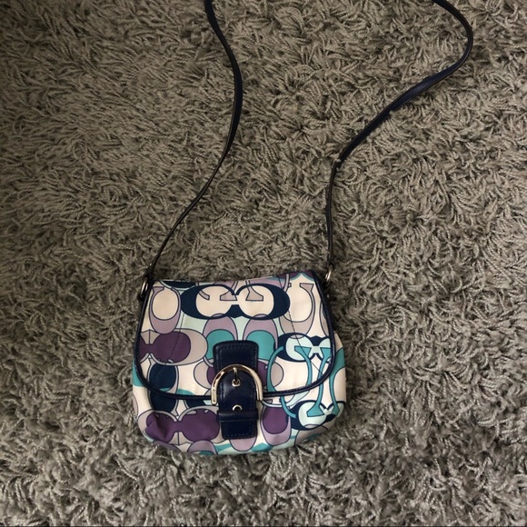 Authentic Coach crossbody purse - Picture 1 of 5